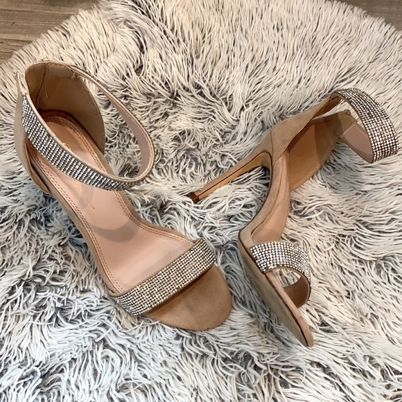 Cream Dazzled Heels - Picture 2 of 4